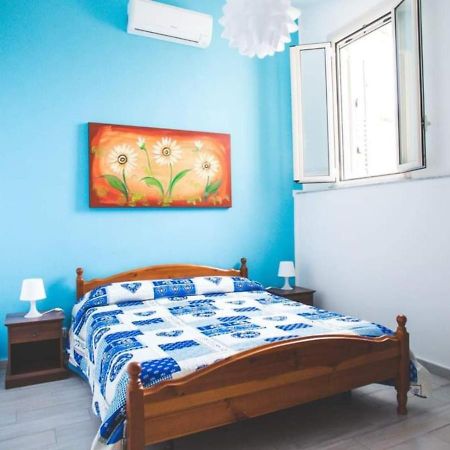 Villa Antonietta - Holiday House Carini Bagian luar foto